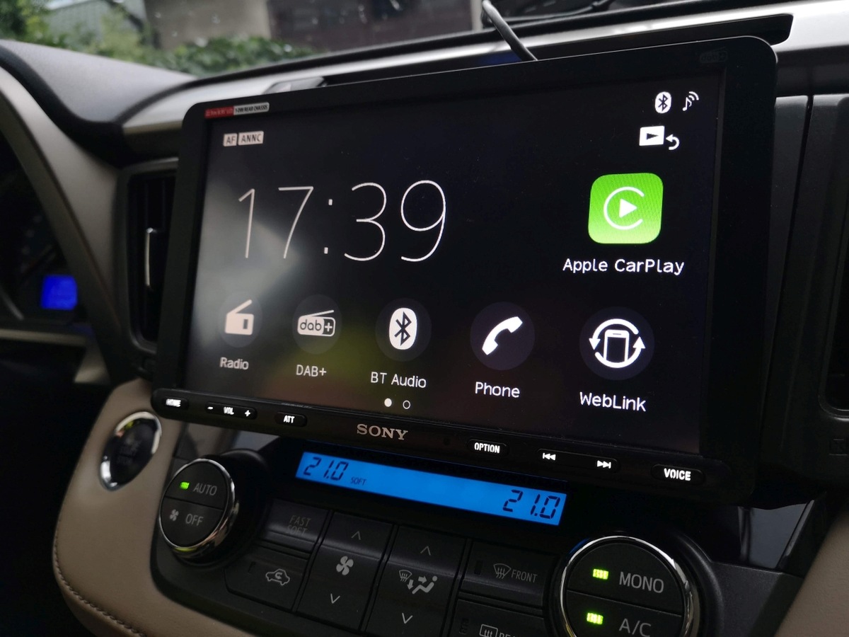 Wszystko, co musisz wiedzieć o Apple CarPlay. Jak wykorzystać