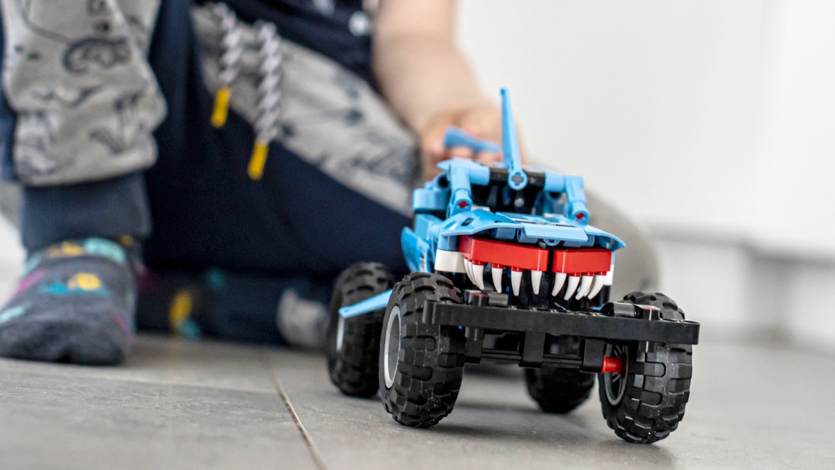 LEGO Technic Monster Jam Megalodon – recenzja - Allegro.pl