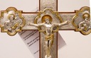 Strieborný pozlátený kríž Misijný kríž ZDOBENÁ klenotníckymi kameňmi Šírka produktu 21 cm