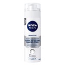 NIVEA Men Sensitive Pianka do golenia regenerująca Opakowanie spray