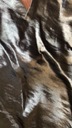 Saténové midi šaty strih so skoseným lemom 38 Dominujúci vzor bez vzoru