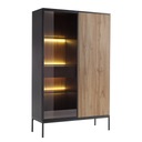 Высокая витрина SENTO с фрезерованным фасадом и выдвижным ящиком со светодиодной подсветкой