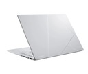 Notebook Asus ZenBook 14 &quot; Intel Core i7 16 GB / 1000 GB strieborný Kapacita pevného disku 1000 GB