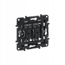 Кнопка закрывает механизм Legrand Niloe Step.