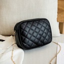 L115 Dámska prešívaná kabelka Rameno Chanelka čierna Ďalšie vlastnosti žiadne