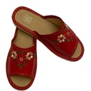 Damskie Pantofle Kapcie Odkryte Haftowane Czerwone Rozmiar 35