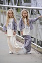 Ecru spodnie szwedy z nadrukiem | Qba Kids 134 Płeć dziewczynki