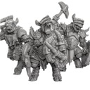 Зверолюди в доспехах с ручным оружием и щитами