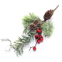 Рождественская ветка с шишками и боярышником - 30 см.
