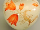 Фарфоровая ваза экрю Сорау Жары антикварная 1920-е годы с рельефами цветов