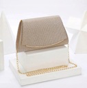 Zlatá kabelka Večerná vizitková kabelka Malá retiazka elegantná mini Dominujúca farba zlatá