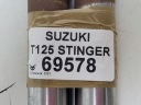 SUZUKI T125 STINGER BIELLE TUYAU GAUCHE DROITE SUSPENSION SR 27 MM DLG 519 MMphoto 9