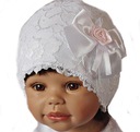 МИЛАЯ БЕЛАЯ ШАПКА ИЗ КРУЖЕВА И ФЛИСА 56