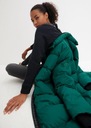 Зеленая зимняя куртка 54