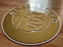 LOGO ALFA ROMEO SUR PAROIS COULEUR DORÉE CADEAU POUR FANA CHLOPAKA PACZKOMATphoto 8