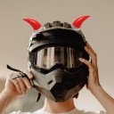 PAIRING LEKKICH OZDOB - RED ROGI NA HELMET MOTORCYCLE Z PRZYSSAWKAMI  photo 11