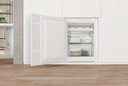 Встраиваемый холодильник Whirlpool WHC18 T132 FreshBox NoFrost 250л 177см А+