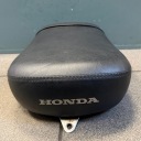 HONDA SHADOW VT 750 RC44 СИДЕНИЕ ПАСАЖИРА  фото 5