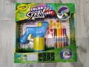 Crayola Spray Easy - Strojový sprej na fixky - 12 kariet - 8 šablón Značka Crayola