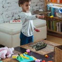 ЗЕЛЕНИЙ ІНЕРЦІЙНИЙ ТАНК З МУЗИКОЮ ТА СВІТЛОВИМИ ДЕТАЛЯМИ купити з Польщі