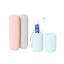 Дорожный контейнер и футляр для зубной щетки и зубной пасты.