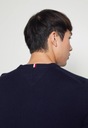 Pánsky sveter tommy hilfiger granát okrúhly výstrih malé logo bavlna Kolekcia EUROPE