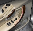 BMW E70 E71 X5 X6 AGARRADERO SOPORTE DE PUERTA COLOR BEIGE DERECHA 