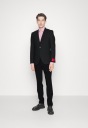 HUGO 48 костюм приталенного кроя