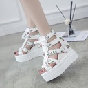 2024 módne biele dámske sandále na podpätku sandále na hrubej podrážke Kód výrobcu 605642654232