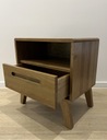 Nočný stolík bukový drevený blum užší nočný stolík s-40 cm Farba nábytku odtiene hnedej
