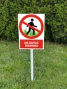 Tabliczka na słupku - Nie deptać trawnika