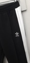 Spodnie dresowe Adidas ORIGINALS r. S DU9721 logo EAN (GTIN) 4061617396128