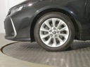 Toyota Corolla 1.5 VVT-i, Salon Polska Wyposażenie - komfort Wspomaganie kierownicy Elektryczne szyby tylne Elektrycznie ustawiane lusterka Elektryczne szyby przednie Wielofunkcyjna kierownica Podgrzewane przednie siedzenia