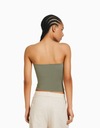 BERSHKA CROP TOP VONKAJŠIE RAMENÁ X4J XXJ__S Dominujúca farba zelená