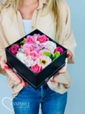 FLOWERBOX RUŽE MYDLOVÉ KVETY S MYDLOM V DARČEKOVEJ KRABIČKE DEŇ ŽIEN HIT Výška 9 cm