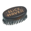 Скребок для бороды Slick Haven из натуральной щетины.