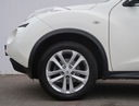 Nissan Juke 1.6 i, Navi, Klima, Klimatronic Wyposażenie - bezpieczeństwo Czujnik deszczu ABS Poduszka powietrzna pasażera Poduszka powietrzna chroniąca kolana Isofix Poduszki boczne przednie ASR (kontrola trakcji) Poduszka powietrzna kierowcy ESP (stabilizacja toru jazdy) Kamera cofania