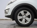 Kia Sportage 1.7 CRDi, Klima, Tempomat Wyposażenie - komfort Wielofunkcyjna kierownica Wspomaganie kierownicy Elektrycznie ustawiane lusterka Elektryczne szyby tylne Elektryczne szyby przednie