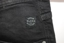 Skvelé šortky značky BLEND vo veľkosti XL EAN (GTIN) 5714345868960