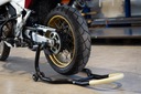 Подъемная стойка заднего поворотного рычага мотоцикла Yakk Refo