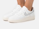 Кроссовки Nike AIR FORCE 1 '07 Низкие, белые с серебристым логотипом 42.5