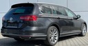 Volkswagen Passat R-Line Automat Asysty Par... Liczba miejsc 5