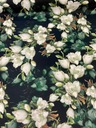 Обивочная бархатная ткань с принтом белых цветов