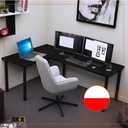 Компьютерный стол в офисе в черном углу