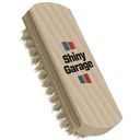 Блестящая кожаная щетка для гаража