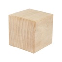 Деревянный кубик для украшения - 5,6 х 5,6 см.
