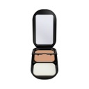 Max Factor Facefinity матирующий компактный тональный крем SPF20 040 Creamy Ivory