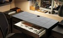 Защитный коврик для стола Ikea 105 бетонных квадратов