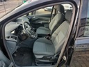 Ford C-Max 1.0 EcoBoost 125KM Klimatyzacja Wyposażenie - bezpieczeństwo ABS Alarm ASR (kontrola trakcji) Immobilizer Kurtyny powietrzne Poduszki boczne przednie Poduszka powietrzna kierowcy Poduszka powietrzna pasażera ESP (stabilizacja toru jazdy) Isofix Poduszki boczne tylne