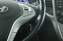 Hyundai ix20 1.6 CVVT, Salon Polska, Serwis ASO Wyposażenie - bezpieczeństwo Poduszka powietrzna pasażera Poduszka powietrzna kierowcy Poduszka powietrzna chroniąca kolana ASR (kontrola trakcji) Isofix ABS Alarm Poduszki boczne przednie ESP (stabilizacja toru jazdy)